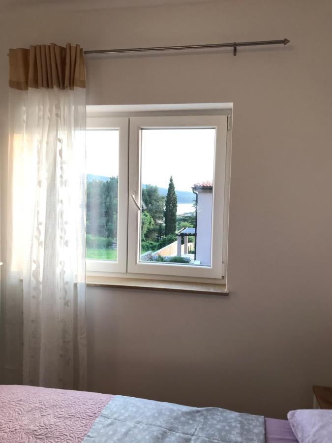 Apartmani Matea Cres Esterno foto